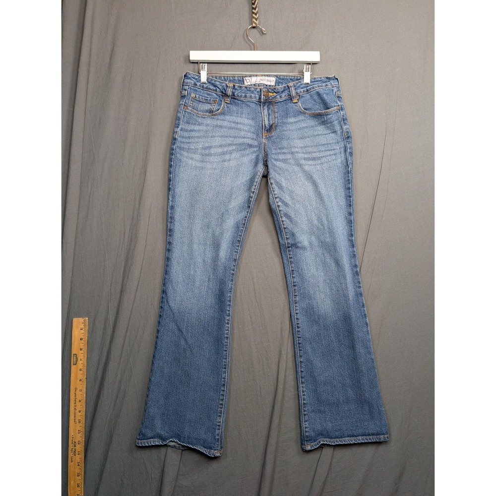B by Bullhead Women's Size 13R Bootcut Jeans Blue denim‎
